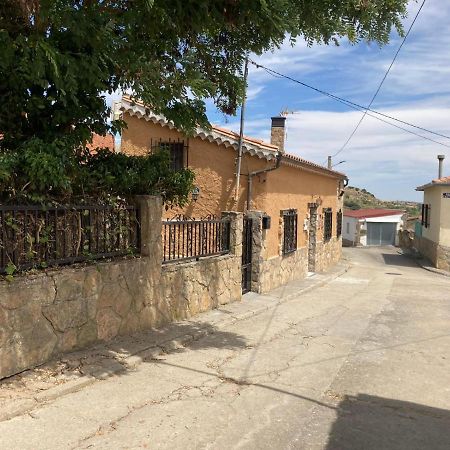 Casa Rural Neira Almenara de Tormes Esterno foto