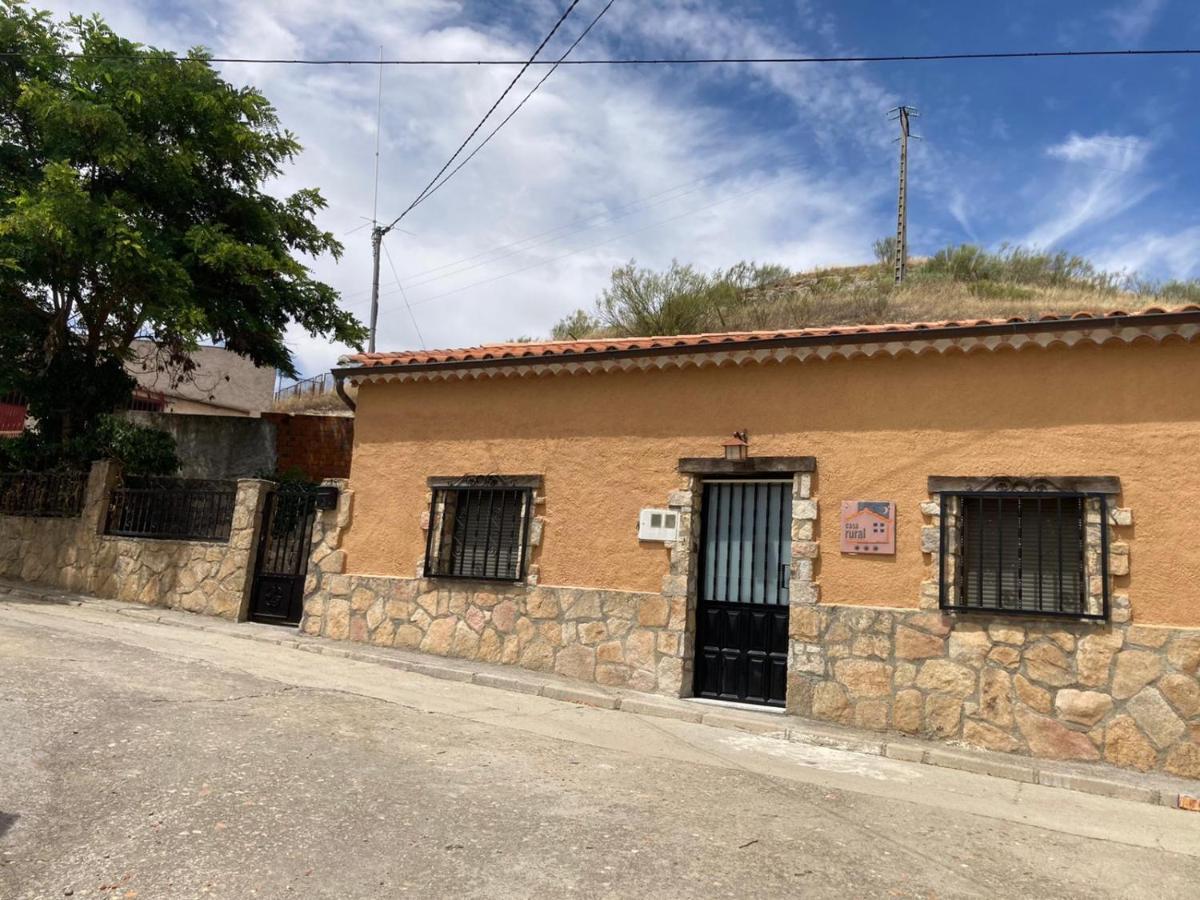 Casa Rural Neira Almenara de Tormes Esterno foto