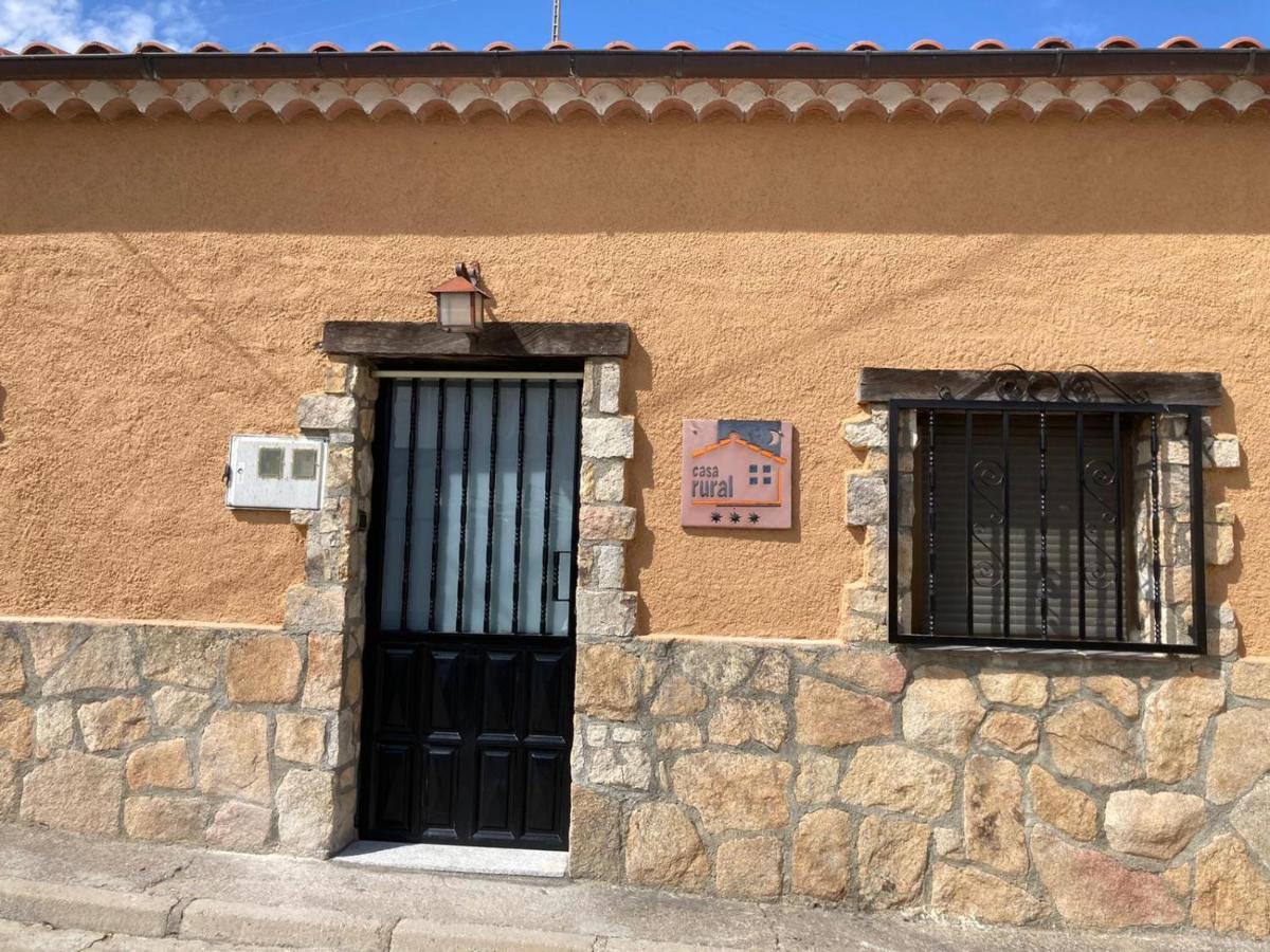 Casa Rural Neira Almenara de Tormes Esterno foto