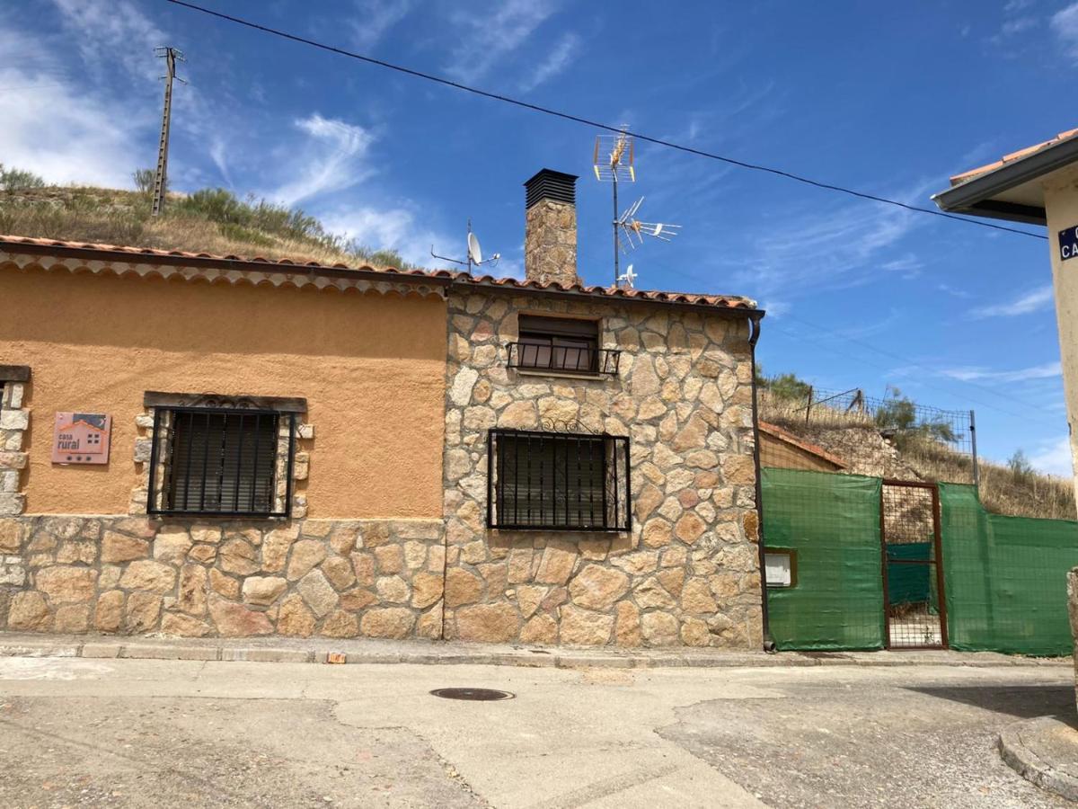Casa Rural Neira Almenara de Tormes Esterno foto